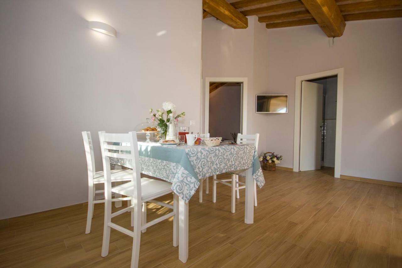 Agriturismo Il Mirto Pescia Romana Bagian luar foto
