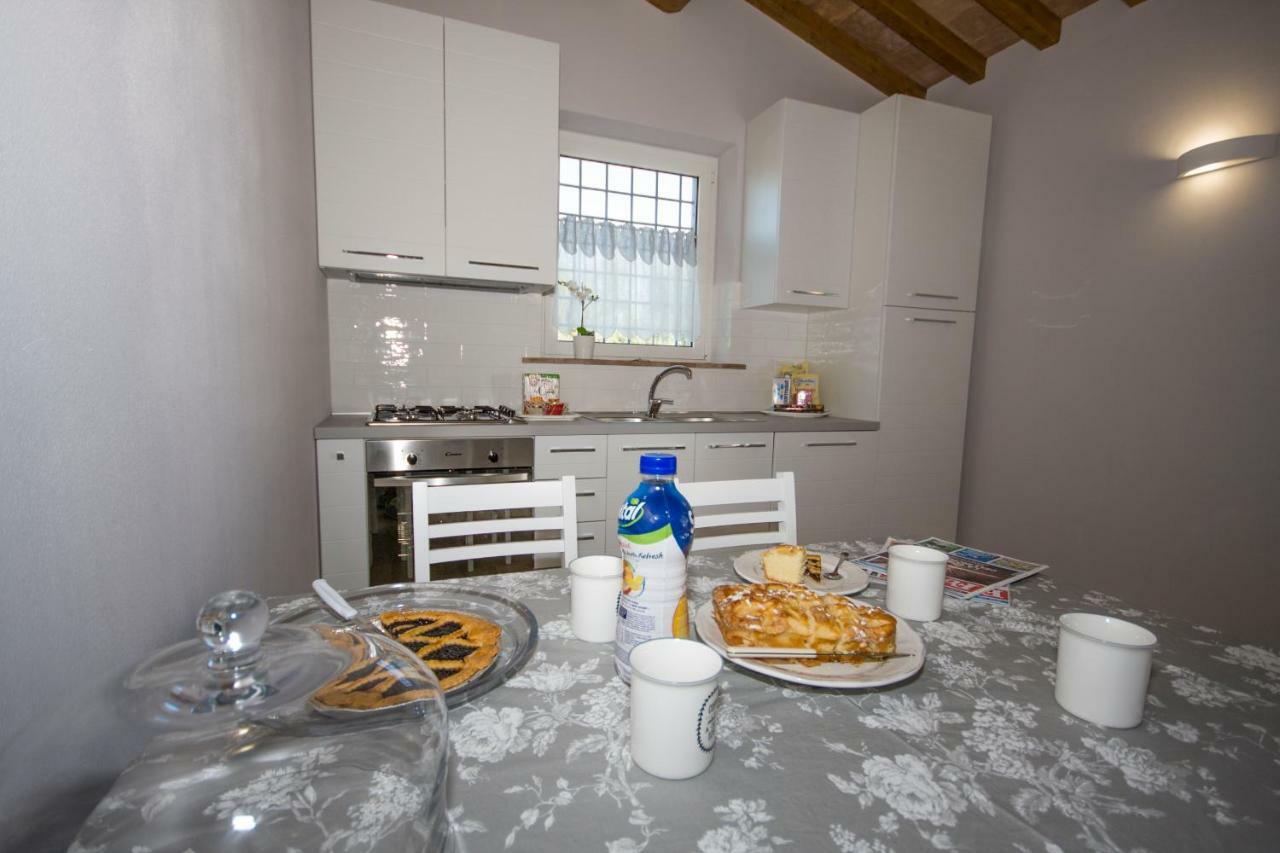 Agriturismo Il Mirto Pescia Romana Bagian luar foto