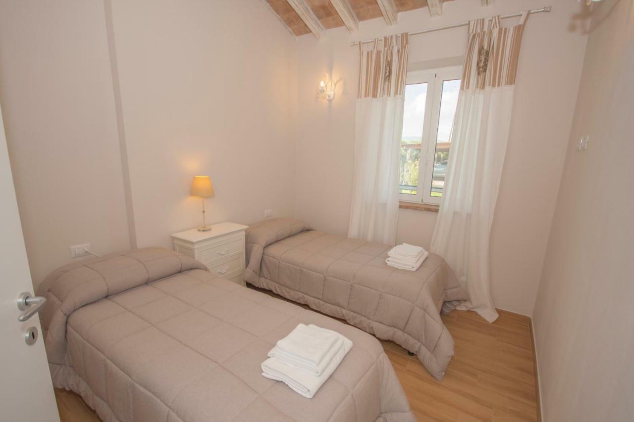Agriturismo Il Mirto Pescia Romana Bagian luar foto