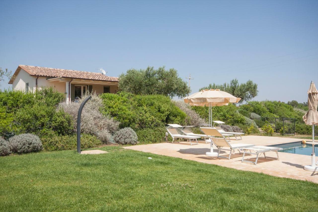 Agriturismo Il Mirto Pescia Romana Bagian luar foto