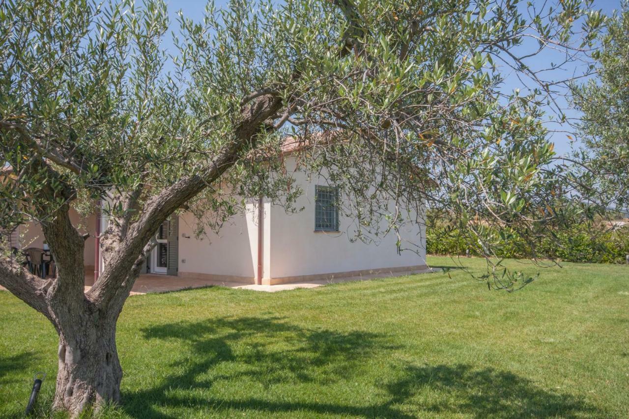 Agriturismo Il Mirto Pescia Romana Bagian luar foto